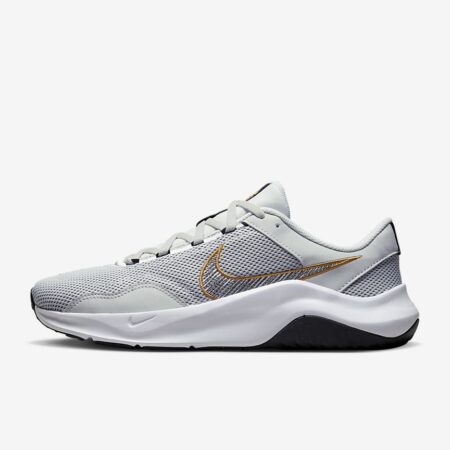 Nike Legend Essential 3 Next Nature